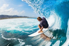 开云官网-《电竞迷必看：年度十佳比赛精彩瞬间回放》，电竞比赛录像