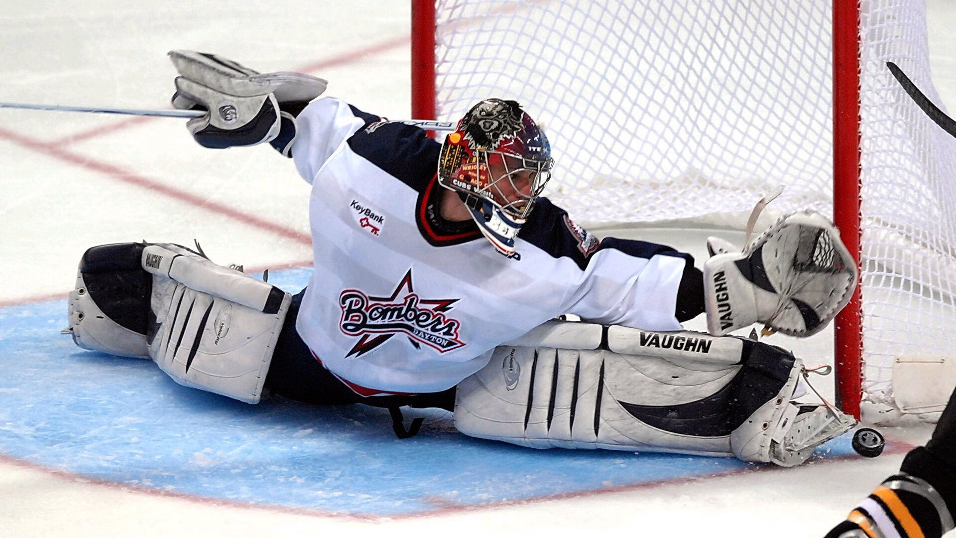 _钢铁城市攀岩节:挑战未来城市天际线_,城市天际线金刚石海岸